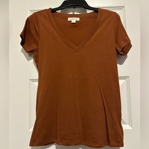 Forever 21 Short Sleeve V-Neck Tee